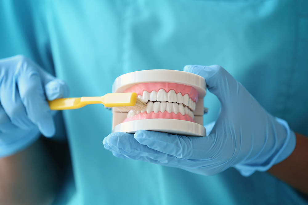Całościowe leczenie stomatologiczne – odkryj ścieżkę do zdrowej i uroczego uśmiechu.